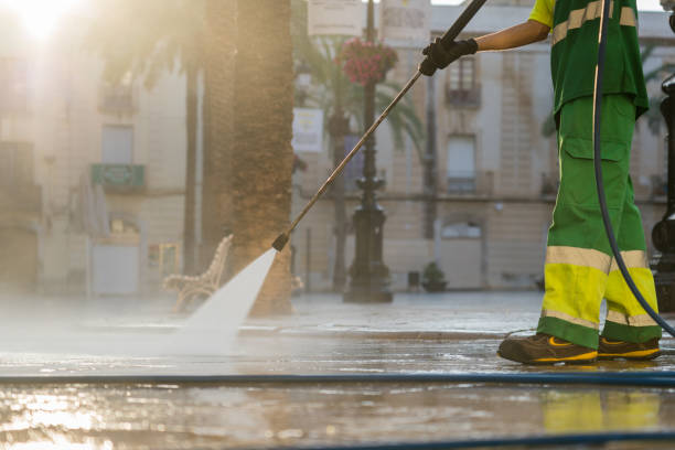 Best Garage Pressure Washing  in Warsaw, IL